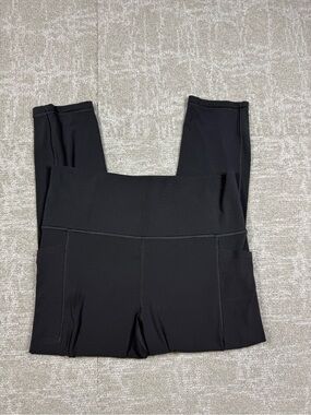 Athleta Salutation Stash Black Capri Leggings Women Size MT